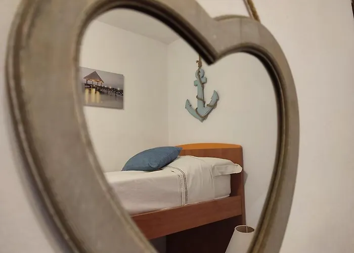 Lazzarini Rosella 度假居 *